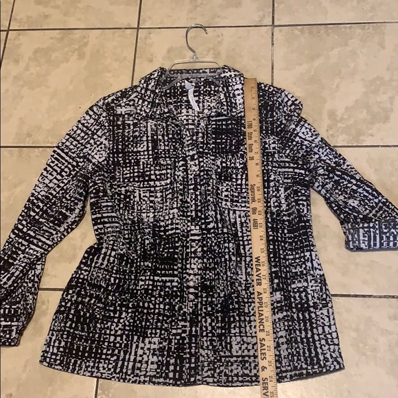 NY Collection Top - Picture 3 of 6